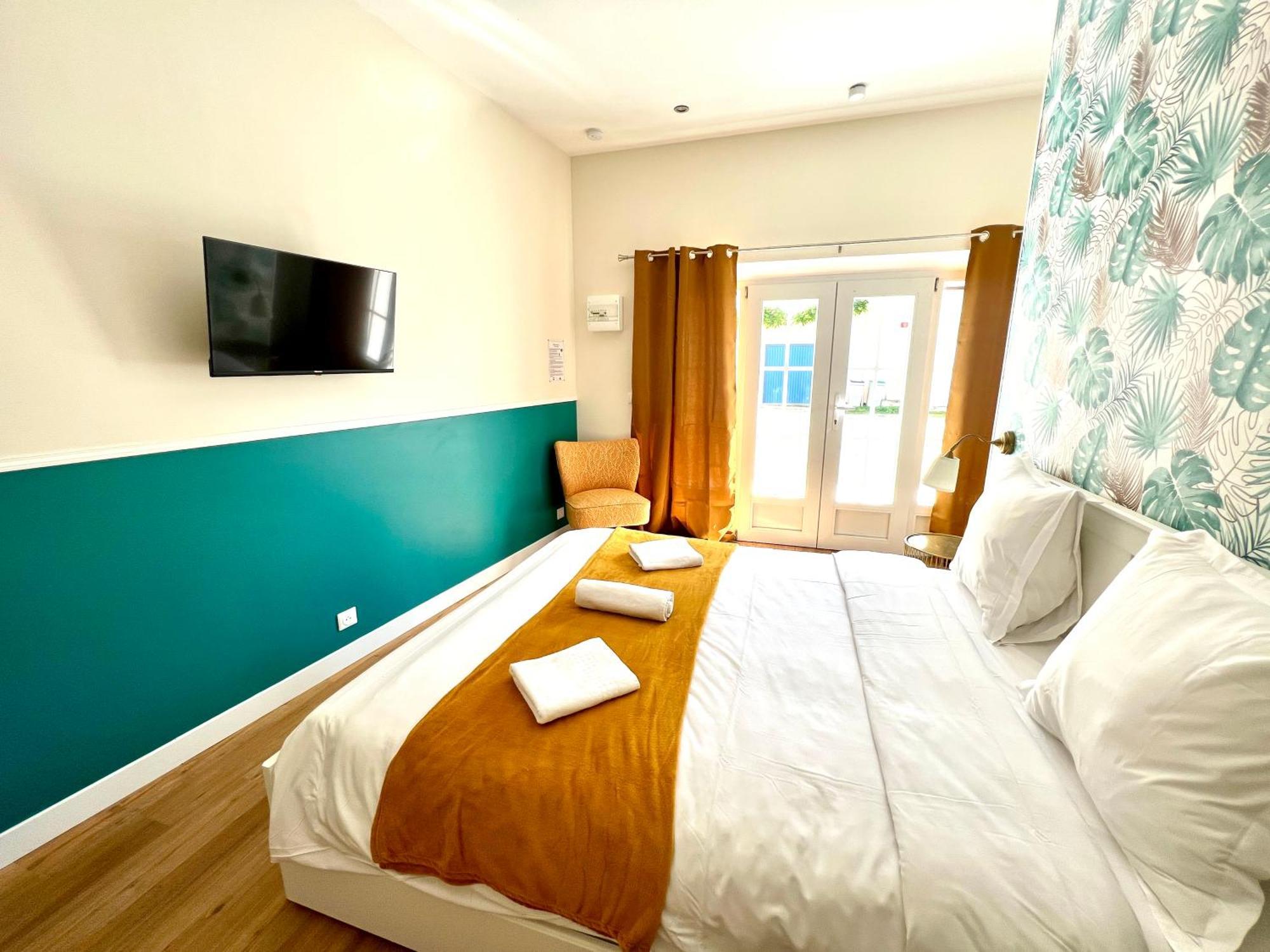 Guest House Close To Disney! Монтеврен Экстерьер фото